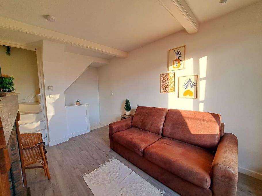 Charmant Duplex A Thiers, Vue Sur La Chaine Des Puys エクステリア 写真